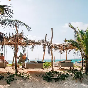 ikal-tulum-hotel.allrivieramayahotels.com/