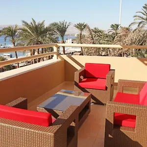 la-riva-hotel.hotelsaqaba.com/