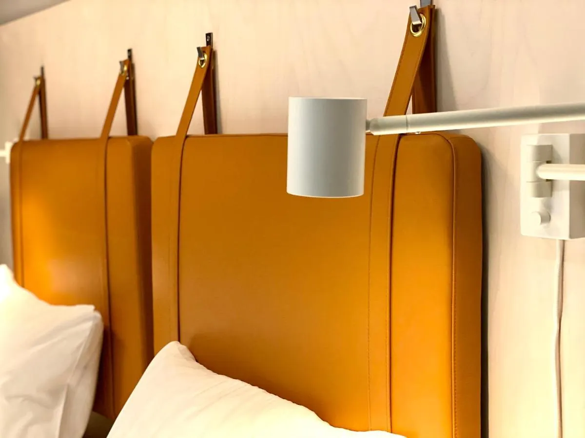 ***  Moment Hotels Malmö Suecia