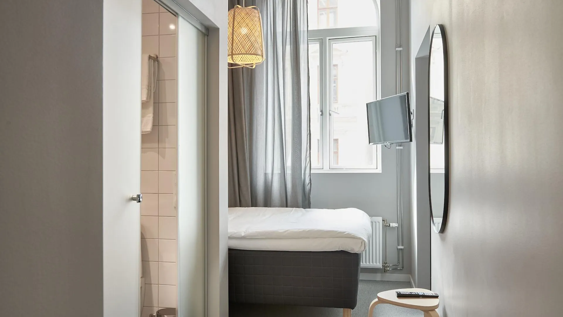 Moment Hotels Malmö 3*,